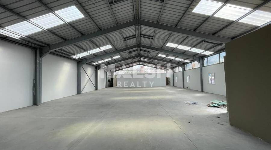 MALSH Realty & Property - Local d'activités - Carré de Soie / Grand Clément / Bel Air - Villeurbanne - 4