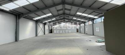 MALSH Realty & Property - Local d'activités - Carré de Soie / Grand Clément / Bel Air - Villeurbanne - 4
