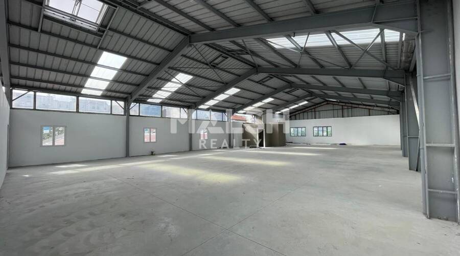 MALSH Realty & Property - Local d'activités - Carré de Soie / Grand Clément / Bel Air - Villeurbanne - 5