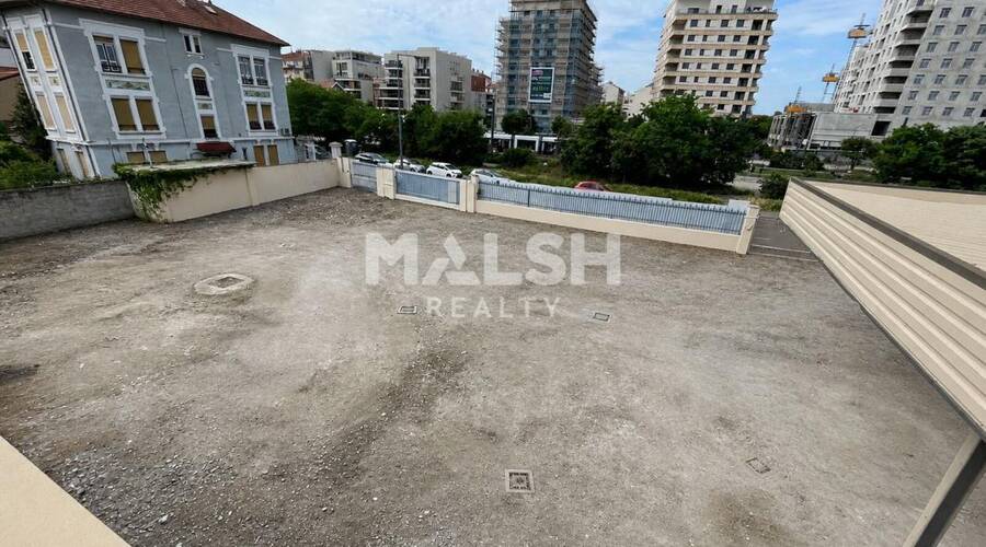 MALSH Realty & Property - Local d'activités - Carré de Soie / Grand Clément / Bel Air - Villeurbanne - 7