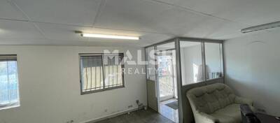 MALSH Realty & Property - Local d'activités - Carré de Soie / Grand Clément / Bel Air - Villeurbanne - 5