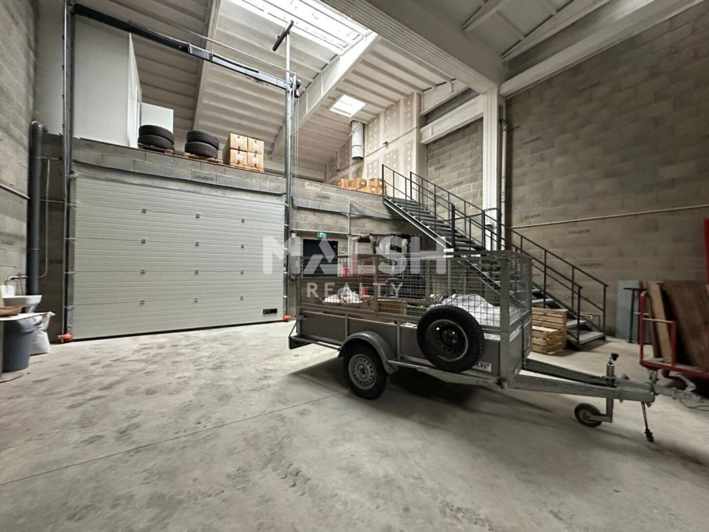 MALSH Realty & Property - Local d'activités - Extérieurs NORD (Villefranche / Belleville) - Villefranche-sur-Saône - 2