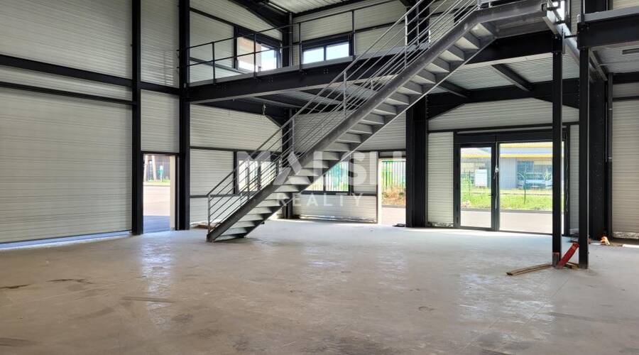 MALSH Realty & Property - Local d'activités - Extérieurs NORD (Villefranche / Belleville) - Trévoux - 11