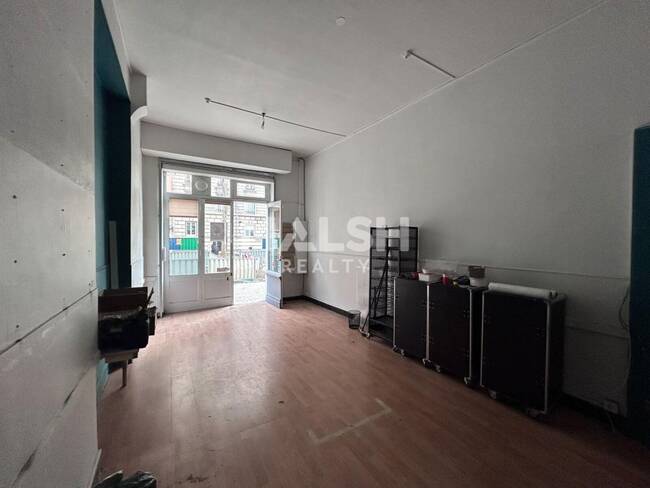 MALSH Realty & Property - Local commercial - Lyon 7° / Gerland - Lyon 7 - 1