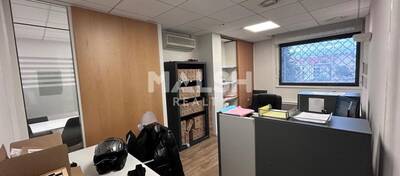 MALSH Realty & Property - Local commercial - Carré de Soie / Grand Clément / Bel Air - Villeurbanne - 5