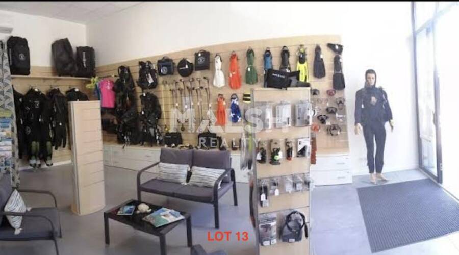 MALSH Realty & Property - Local commercial - Nord Isère ( Ile d'Abeau / St Quentin Falavier ) - Bourgoin-Jallieu - 11