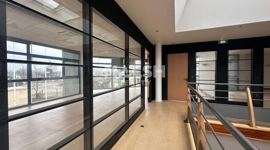 MALSH Realty & Property - Local d'activités - Lyon Nord Est (Rhône Amont) - Décines-Charpieu - 6
