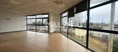 MALSH Realty & Property - Local d'activités - Lyon Nord Est (Rhône Amont) - Décines-Charpieu - 8