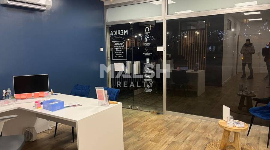 MALSH Realty & Property - Local commercial - Plateau Nord / Val de Saône - Caluire-et-Cuire - 2