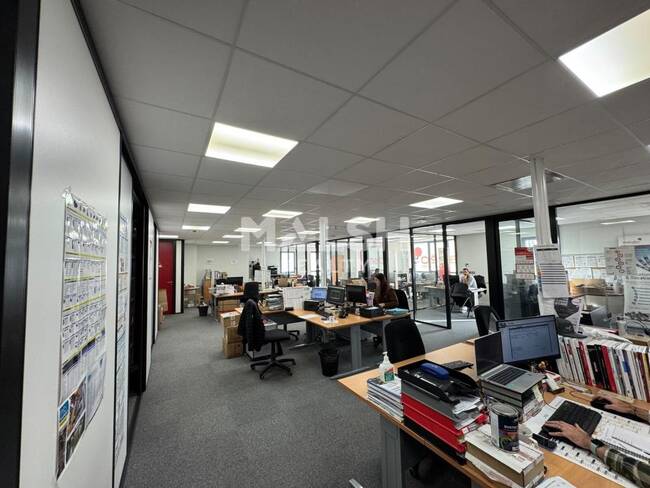 MALSH Realty & Property - Bureau - Saint-Just-Saint-Rambert - 1