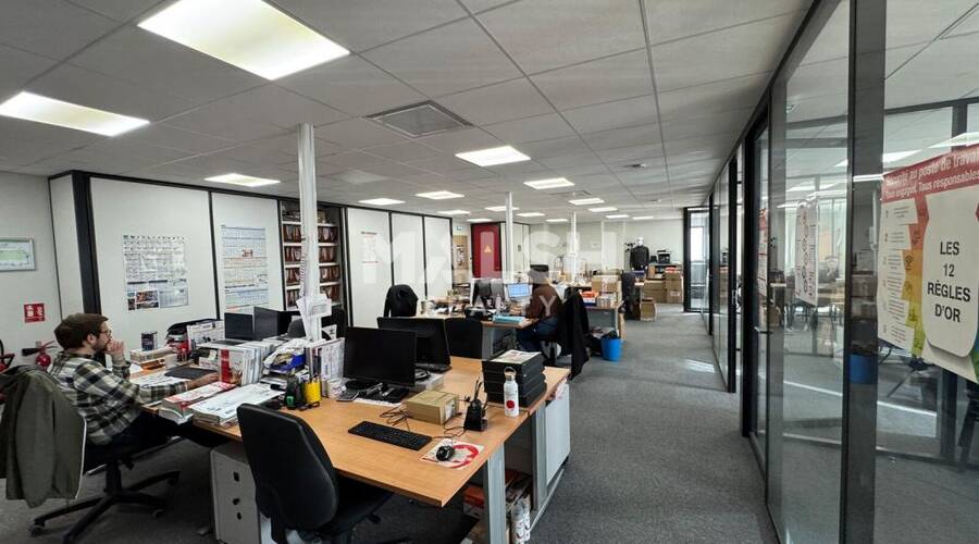 MALSH Realty & Property - Bureau - Saint-Just-Saint-Rambert - 2