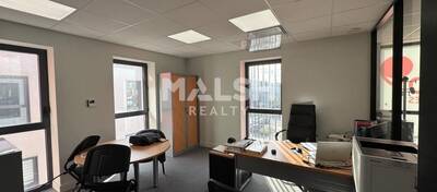 MALSH Realty & Property - Bureau - Saint-Just-Saint-Rambert - 3