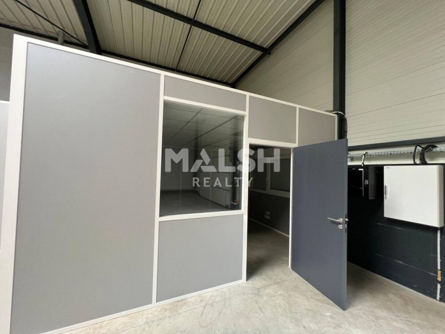 MALSH Realty & Property - Local d'activités - Saint Etienne - Sorbiers - 2
