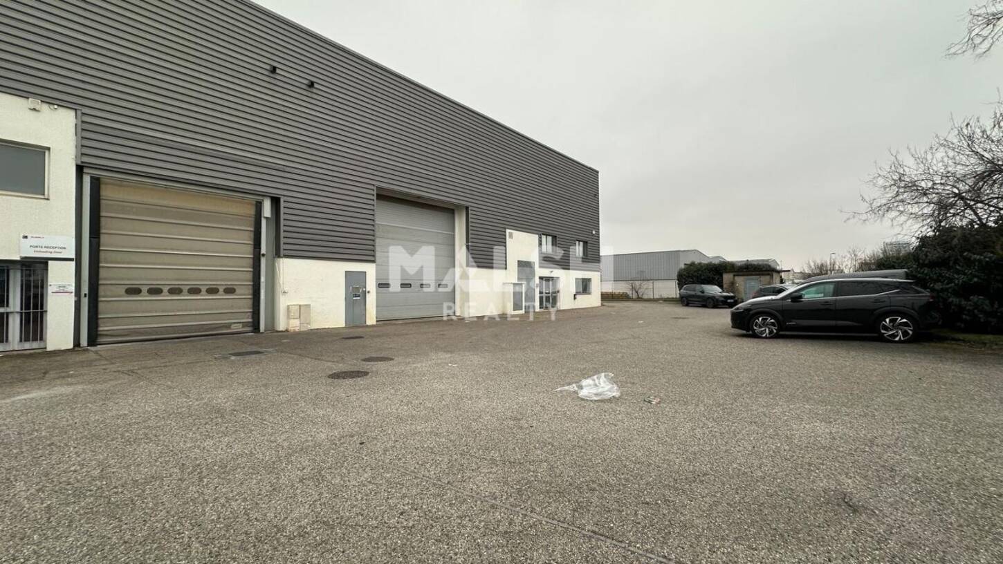 MALSH Realty & Property - Local d'activités - Lyon EST (St Priest /Mi Plaine/ A43 / Eurexpo) - Chassieu - 2