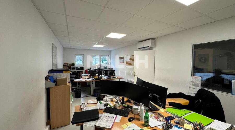 MALSH Realty & Property - Local d'activités - Saint Etienne - Saint-Étienne - 2
