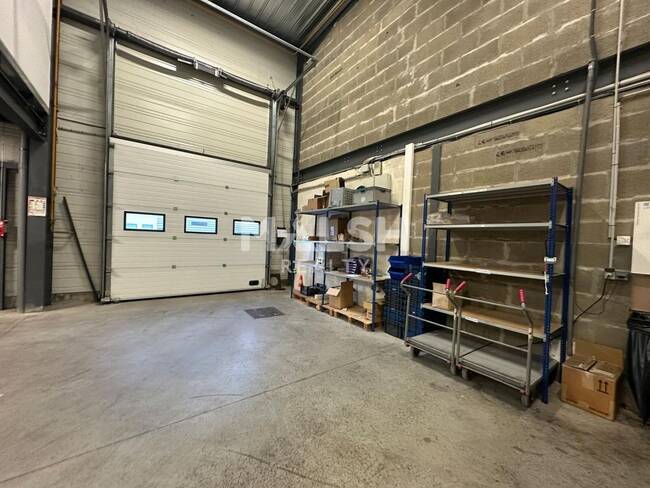 MALSH Realty & Property - Local d'activités - Lyon Sud Est - Vénissieux - 1