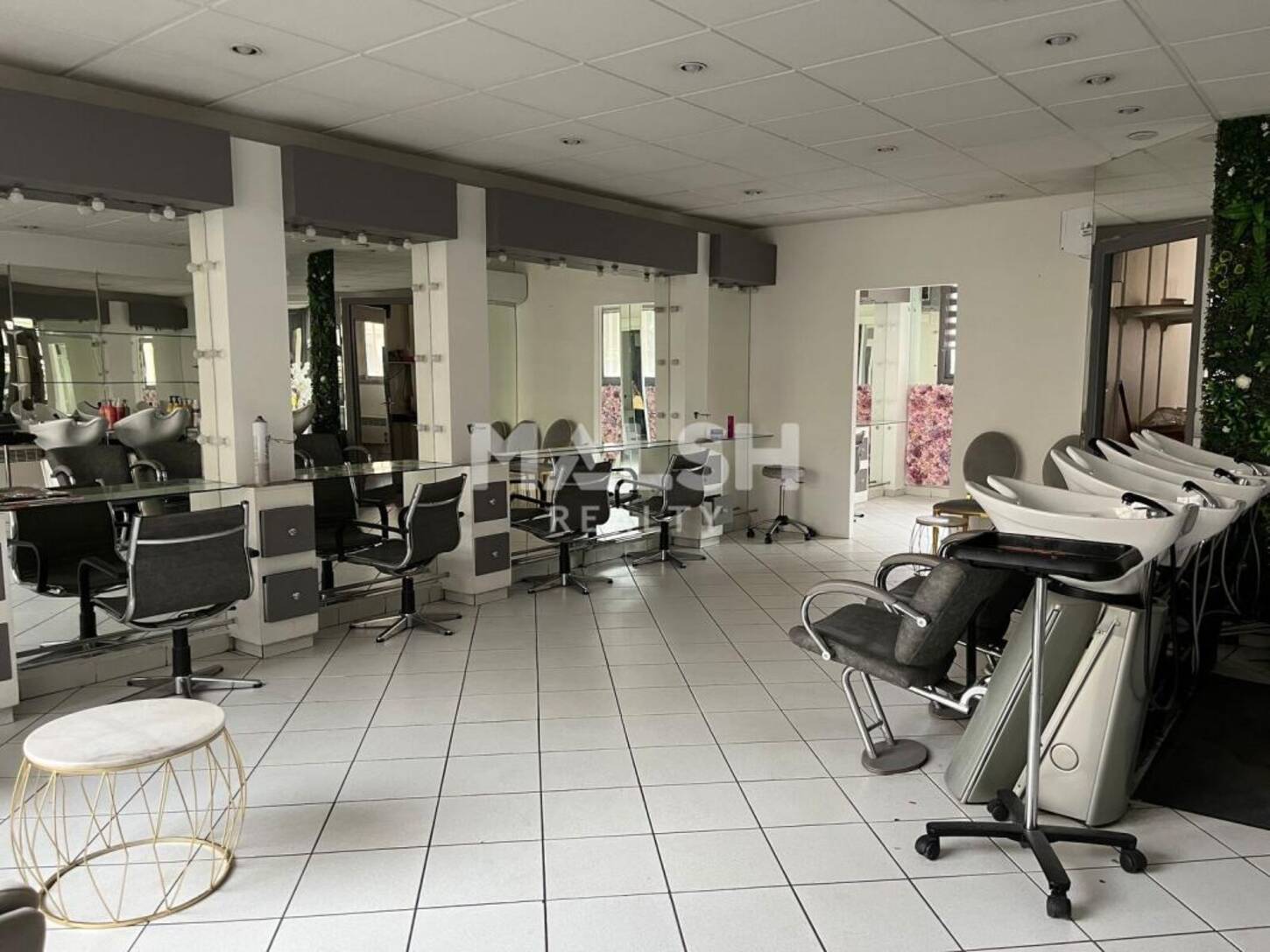 MALSH Realty & Property - Local commercial - Lyon 8°/ Hôpitaux - Lyon 8 - 2