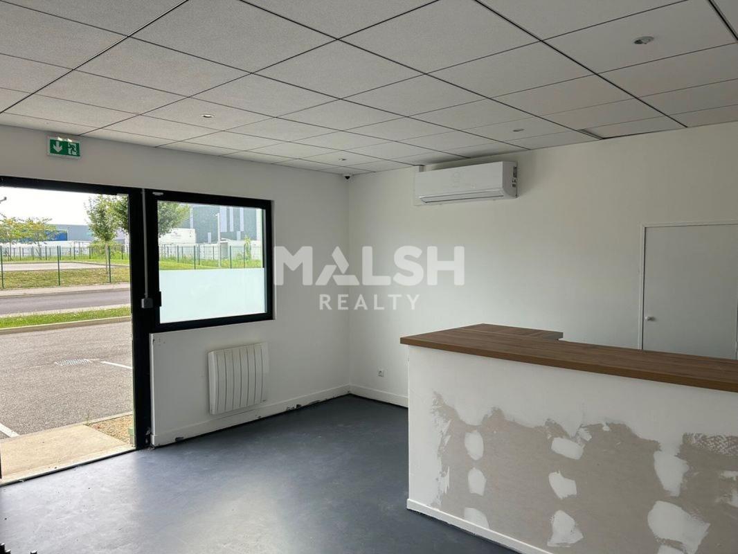 MALSH Realty & Property - Local d'activités - Extérieurs NORD (Villefranche / Belleville) - Civrieux - 3