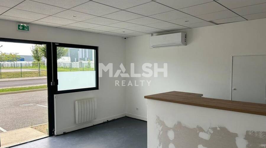 MALSH Realty & Property - Local d'activités - Extérieurs NORD (Villefranche / Belleville) - Civrieux - 3