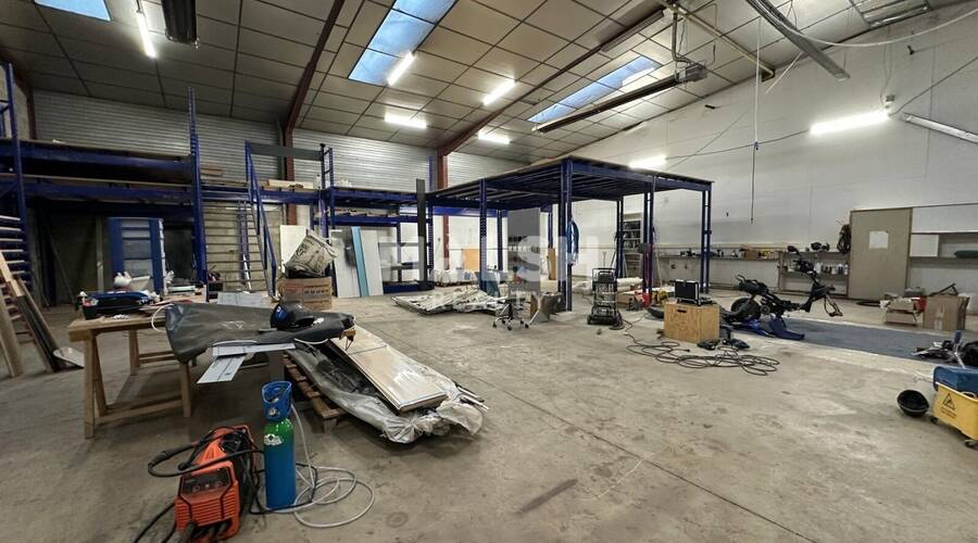 MALSH Realty & Property - Local d'activités - Lyon EST (St Priest /Mi Plaine/ A43 / Eurexpo) - Chassieu - 2