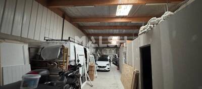 MALSH Realty & Property - Local d'activités - Roche-la-Molière - 1