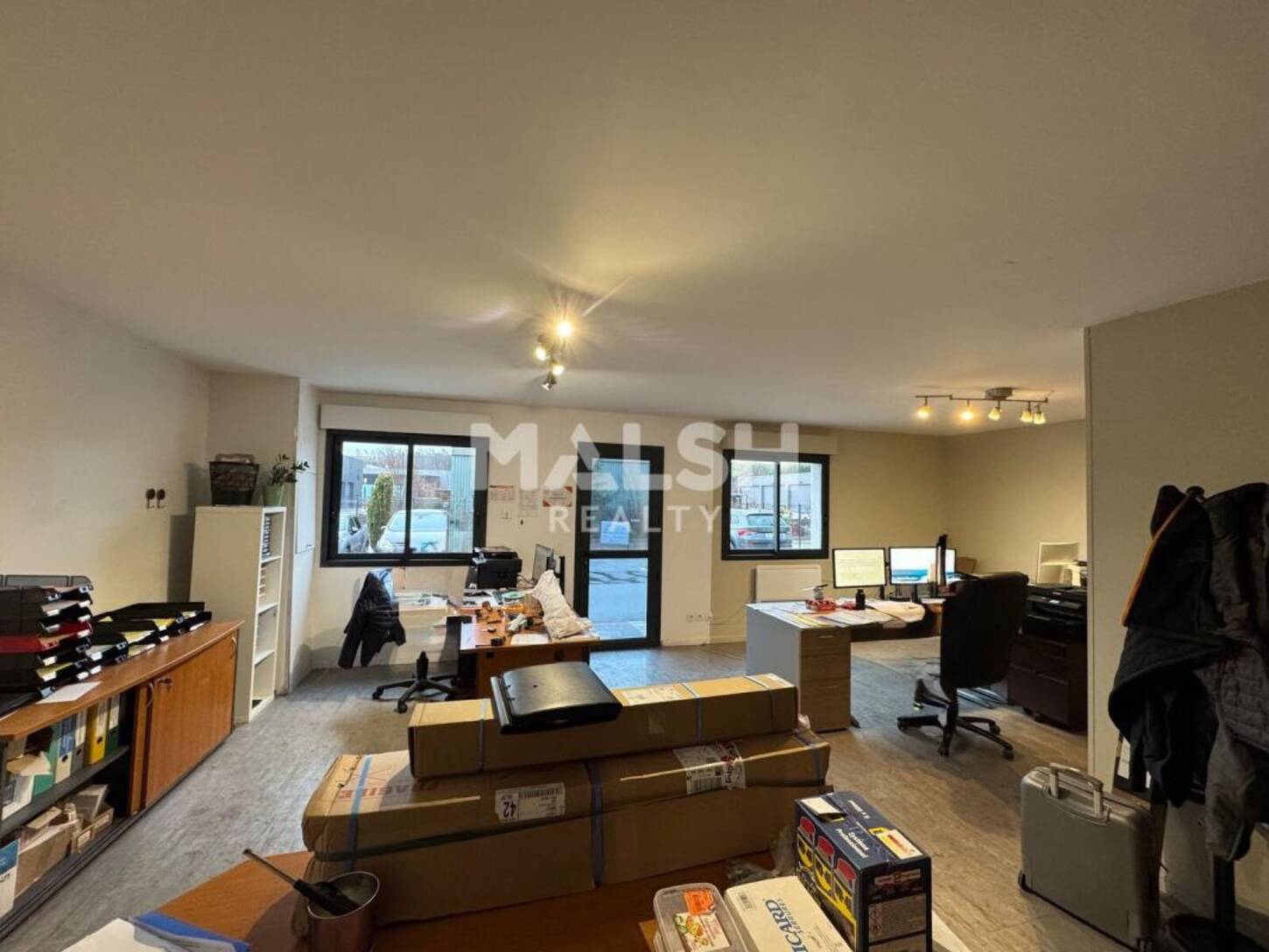 MALSH Realty & Property - Local d'activités - Roche-la-Molière - 2