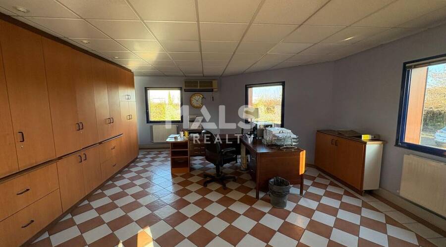 MALSH Realty & Property - Local d'activités - Montagny - 12