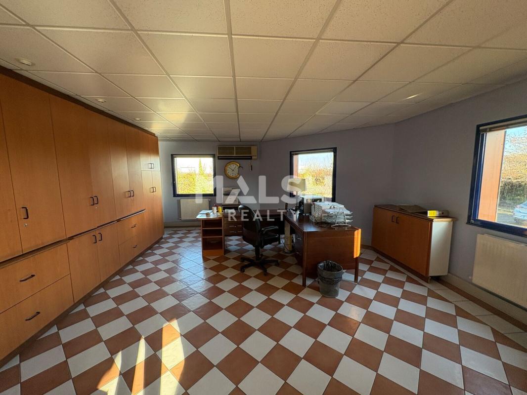 MALSH Realty & Property - Local d'activités - Montagny - 12