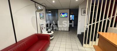 MALSH Realty & Property - Local d'activités - Carré de Soie / Grand Clément / Bel Air - Villeurbanne - 13