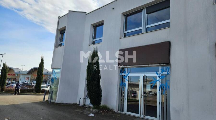 MALSH Realty & Property - Local commercial - Extérieurs NORD (Villefranche / Belleville) - Villefranche-sur-Saône - 1