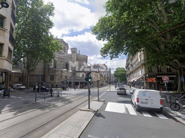 MALSH Realty & Property - Local commercial - Lyon 3° / Préfecture / Universités - Lyon 3 - 1