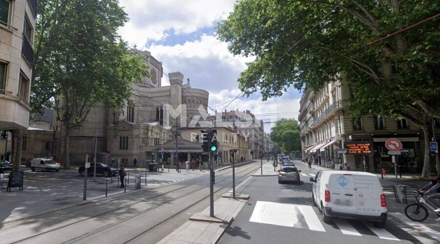 MALSH Realty & Property - Local commercial - Lyon 3° / Préfecture / Universités - Lyon 3 - 1