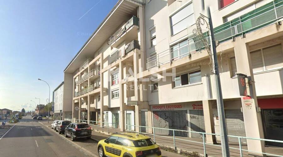 MALSH Realty & Property - Local commercial - Lyon Nord Est (Rhône Amont) - Décines-Charpieu - 1