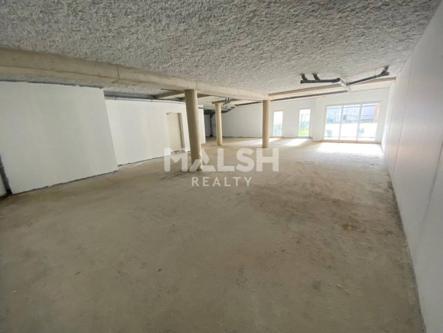 MALSH Realty & Property - Bureau - Extérieurs NORD (Villefranche / Belleville) - Villefranche-sur-Saône - 2