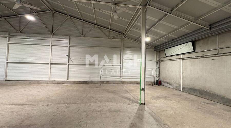 MALSH Realty & Property - Local d'activités - Extérieurs OUEST (Tarare / Arbresle) - Mornant - 4