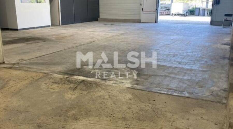 MALSH Realty & Property - Local d'activités - Extérieurs OUEST (Tarare / Arbresle) - Mornant - 7