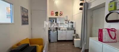 MALSH Realty & Property - Local commercial - Lyon - Presqu'île - Lyon 2 - 5