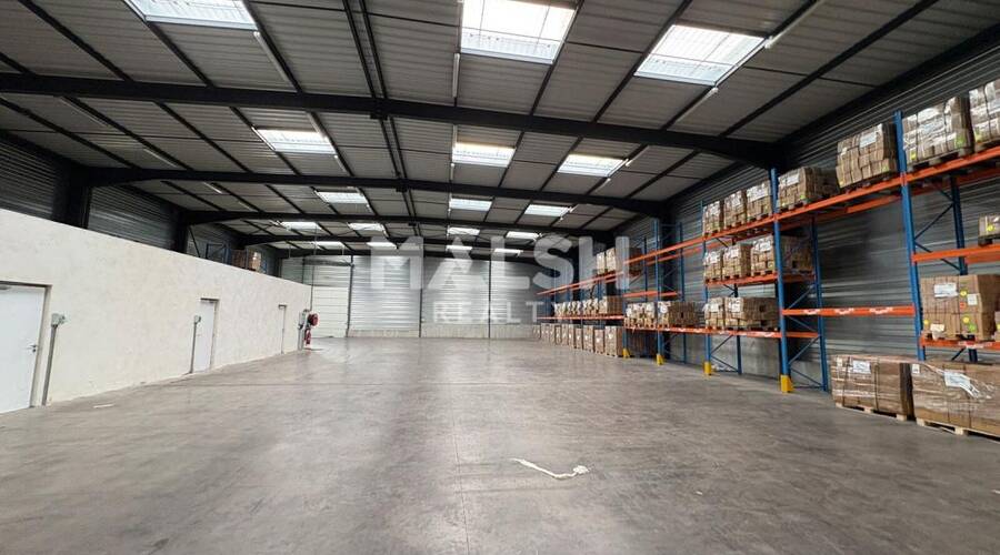 MALSH Realty & Property - Local d'activités - Extérieurs OUEST (Tarare / Arbresle) - Savigny - 10