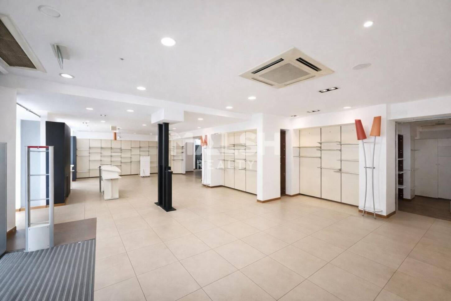 MALSH Realty & Property - Local commercial - Saint Etienne - Saint-Étienne - 2