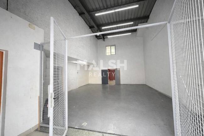 MALSH Realty & Property - Local d'activités - Carré de Soie / Grand Clément / Bel Air - Villeurbanne - 1