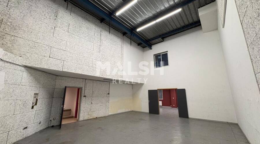 MALSH Realty & Property - Local d'activités - Carré de Soie / Grandclément / Bel Air - Villeurbanne - 2