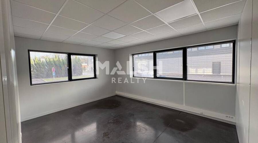 MALSH Realty & Property - Local d'activités - Extérieurs NORD (Villefranche / Belleville) - Alix - 7