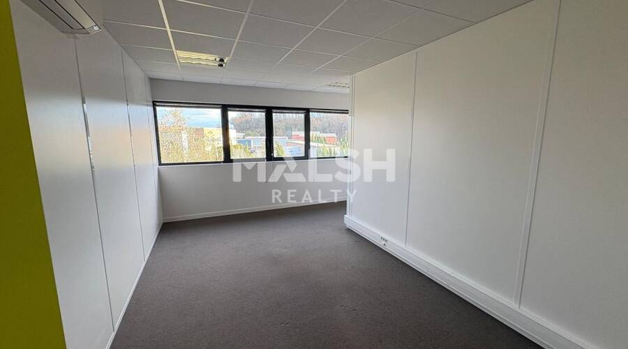 MALSH Realty & Property - Local d'activités - Extérieurs NORD (Villefranche / Belleville) - Alix - 8