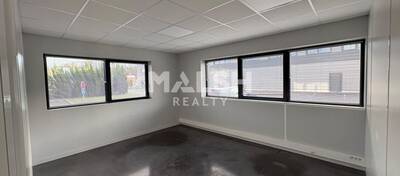 MALSH Realty & Property - Local d'activités - Extérieurs NORD (Villefranche / Belleville) - Alix - 7