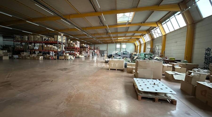 MALSH Realty & Property - Local d'activités - Extérieurs NORD (Villefranche / Belleville) - Saint-André-de-Corcy - 2