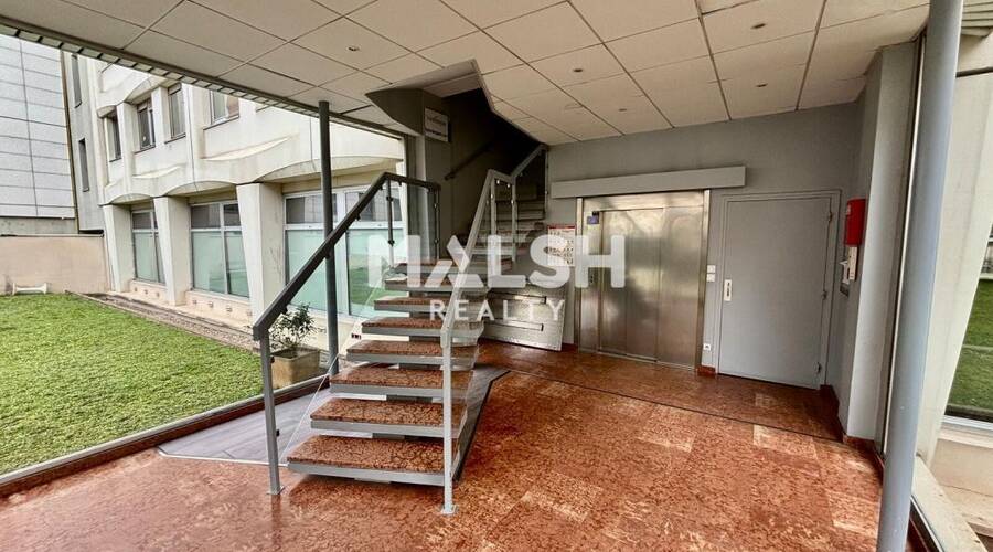 MALSH Realty & Property - Bureau - Lyon 2° / Confluence - Lyon 2 - 5