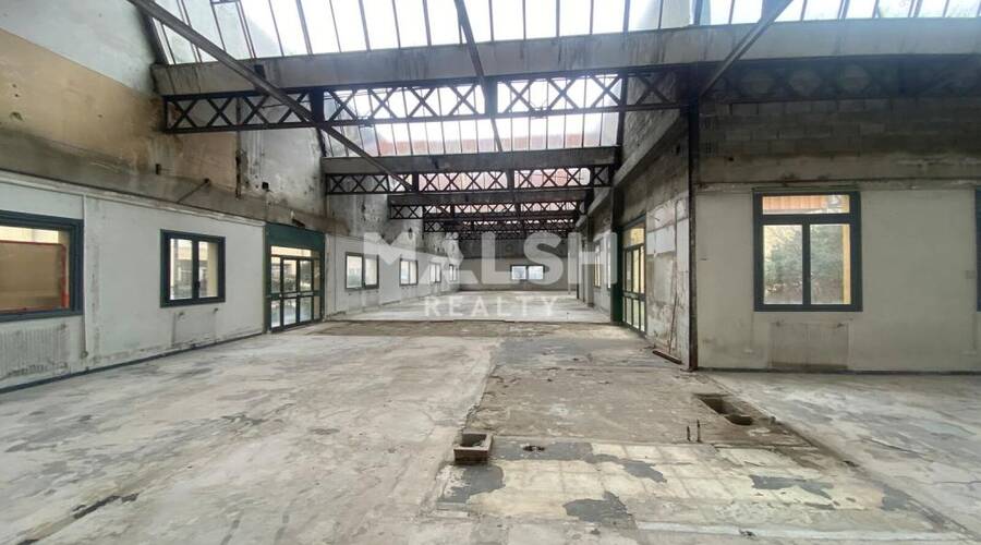 MALSH Realty & Property - Local d'activités - Lyon Sud Est - Vénissieux - 1