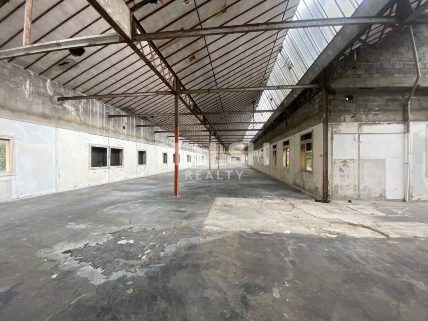 MALSH Realty & Property - Local d'activités - Lyon Sud Est - Vénissieux - 2