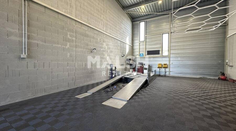 MALSH Realty & Property - Local d'activités - Côtière (Ain/A42/Beynost/Dagneux/Montluel) - Beynost - 5