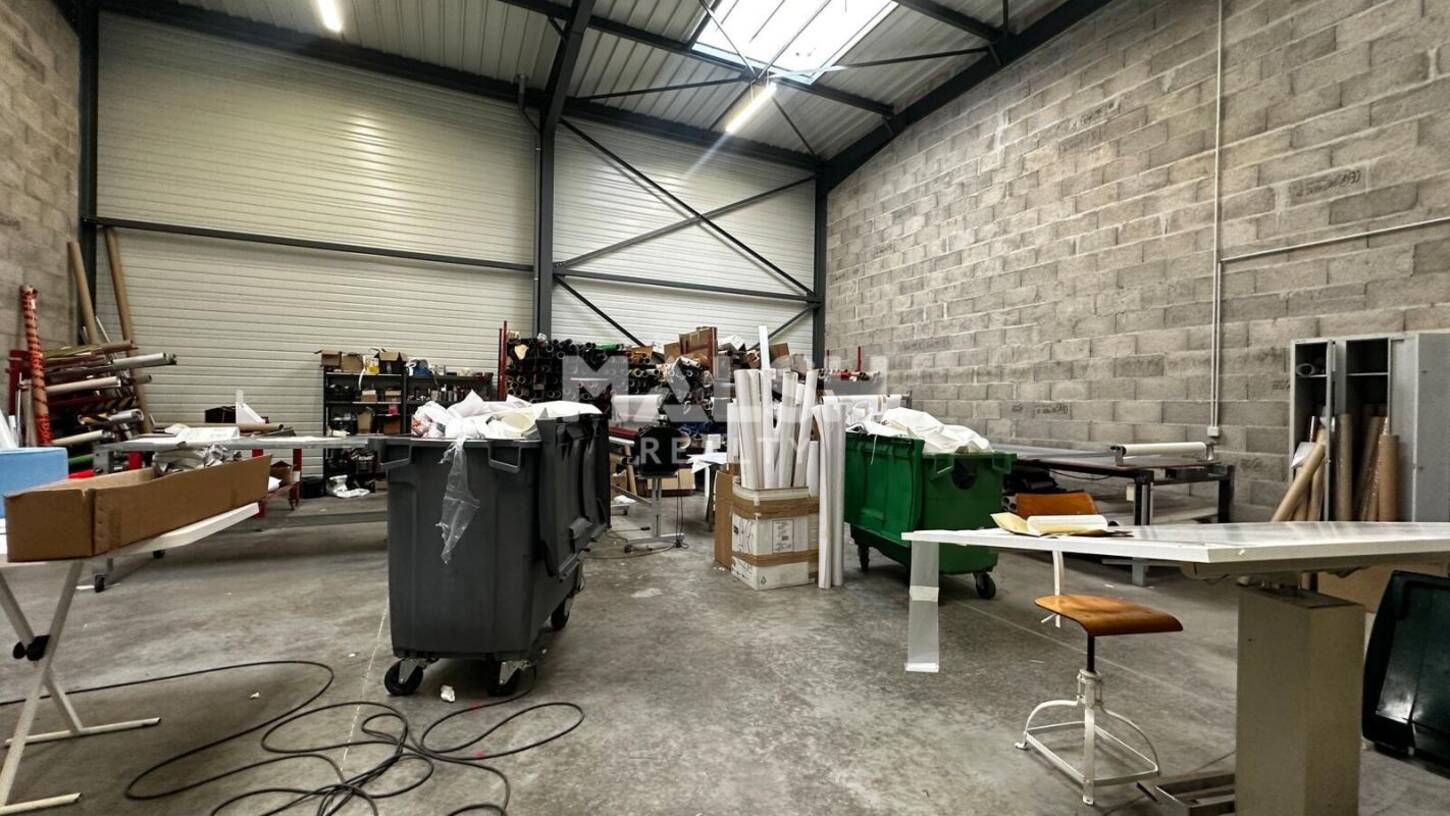 MALSH Realty & Property - Local d'activités - Plateau Nord / Val de Saône - Cailloux-sur-Fontaines - 2